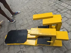 Heavy-Duty Truck Wheel Chock / Restraint