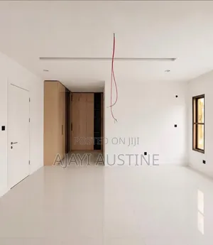 5-Bedroom Duplex with Pool & Elevator in Guzape, Abuja