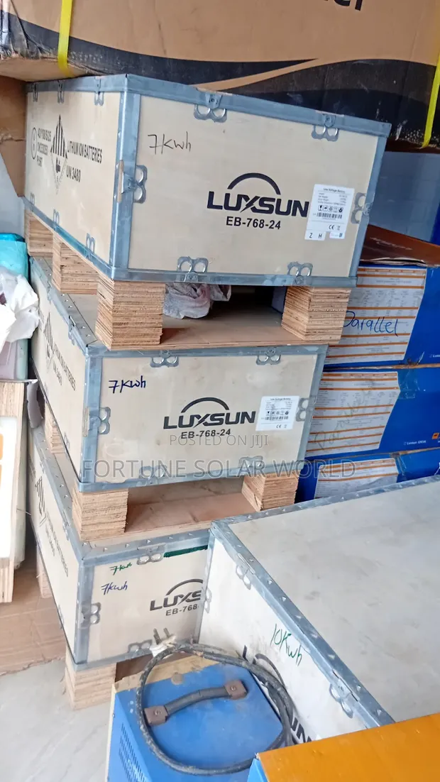 7.5kWh 24V Luxsun Solar Lithium Ion Battery - 1