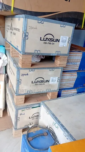 7.5kWh 24V Luxsun Solar Lithium Ion Battery