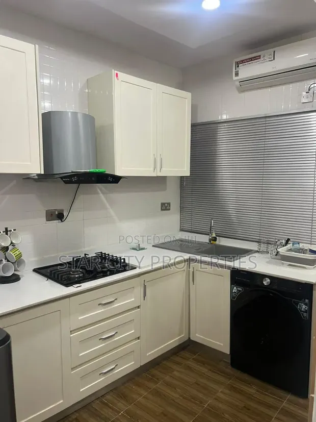 Furnished 3-Bedroom Apartment in Maryland, Lagos for Rent - 1