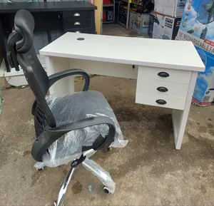 4ft Office Table with Headrest Net Chair