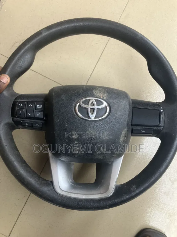 Toyota Hilux 2020 Steering Wheel - 1