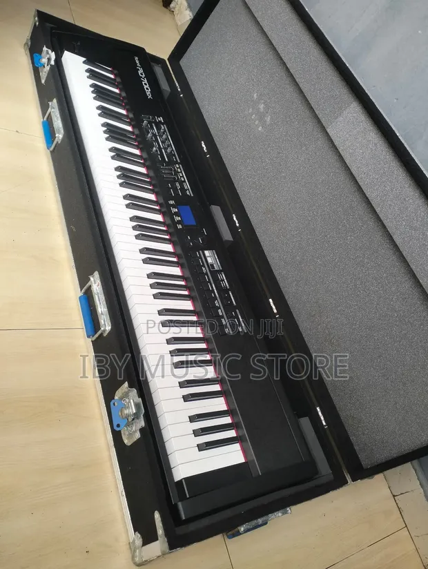 Roland RD-700SX Digital Stage Piano - 1