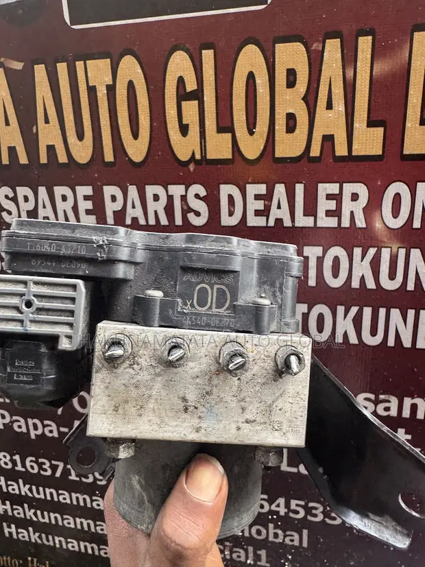 Lexus RX350 ABS Module 2020-2022 - 1