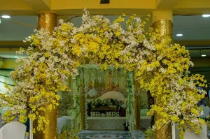 Creative Event Decorator & Trainer
