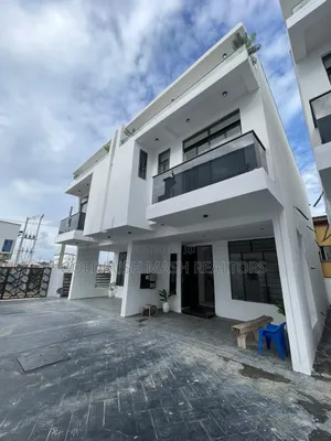 3-Bedroom Luxury Townhouse/Terrace in Ikota-Lekki