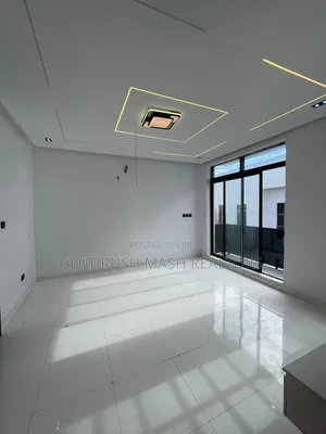 3-Bedroom Luxury Townhouse/Terrace in Ikota-Lekki