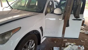 Sabis na Gyaran Jikin Mota da Fenti na Premium