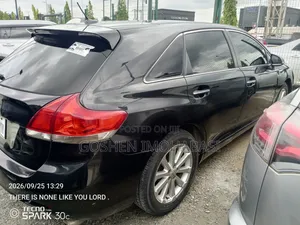 Toyota Venza 2010 Red