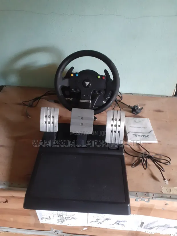 Thrustmaster TMX PRO Force Feedback Racing Wheel - 1