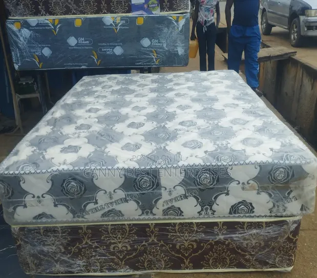 Semi Orthopedic Quality Mattress 4.5 x 10 ft - 1