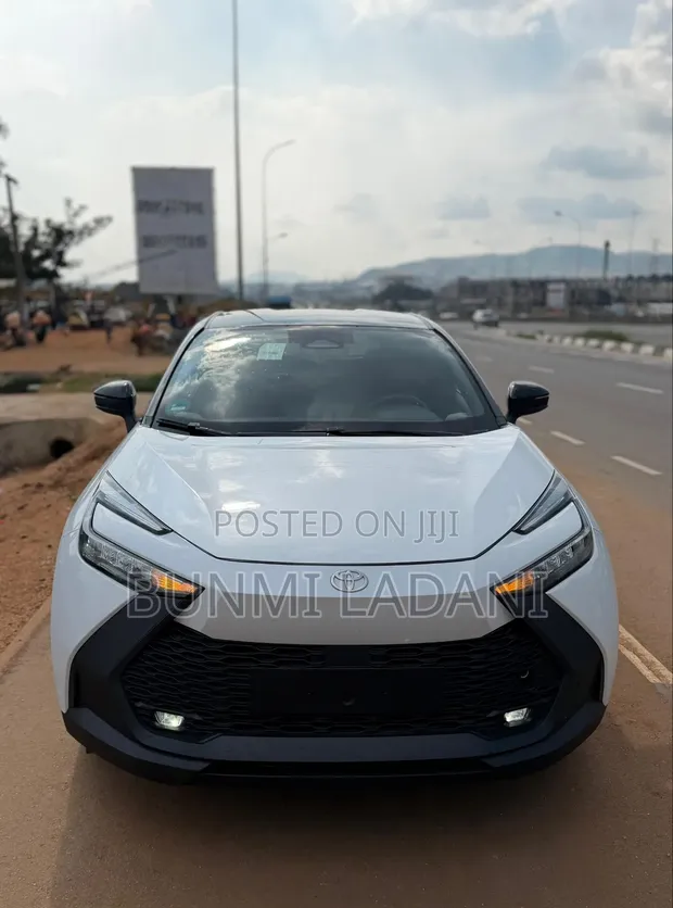 Toyota C-HR 2026 Fari - 1