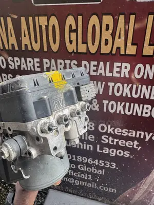 Toyota 4Runner ABS Module (2016-2019)