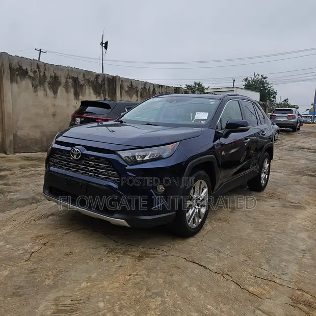 Toyota RAV4 Limited SUV na 2022 - 1