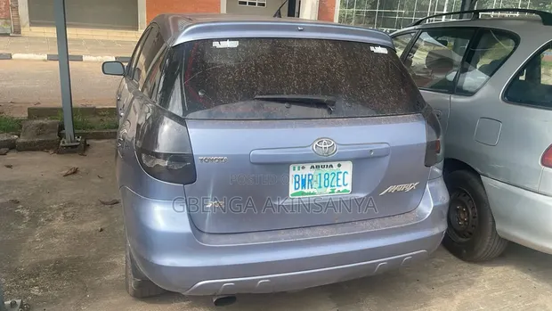 Toyota Matrix Hatchback FWD 1.8L 2006 Blue - 1