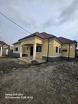 Bungalow Mai Dakuna 4 Mai Girma a Sayarwa a Light Gold, Lugbe District - 1