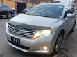 Toyota Venza 2010 Silver - 4