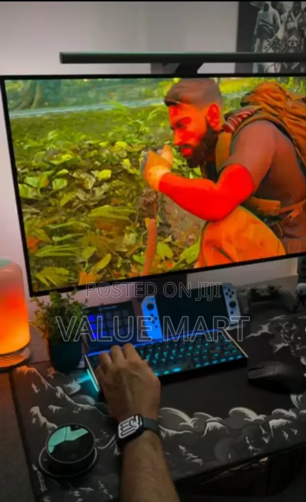 Medion 32-Inch 1440p 165Hz Gaming Monitor - 1
