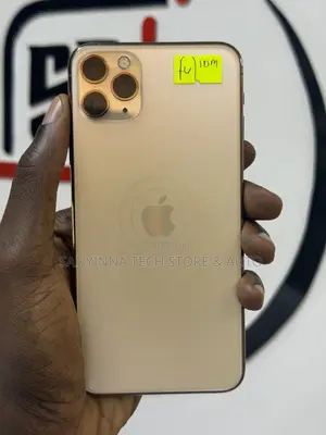 Apple iPhone 11 Pro Max 64GB Zinariya