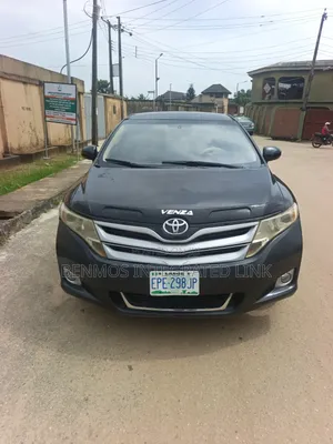 Toyota Venza LE 2010 Baki