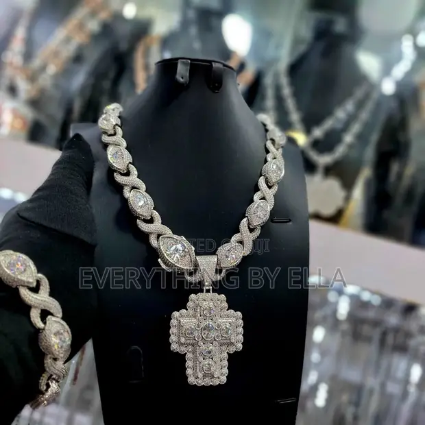Luxury Zirconia Necklace - 1