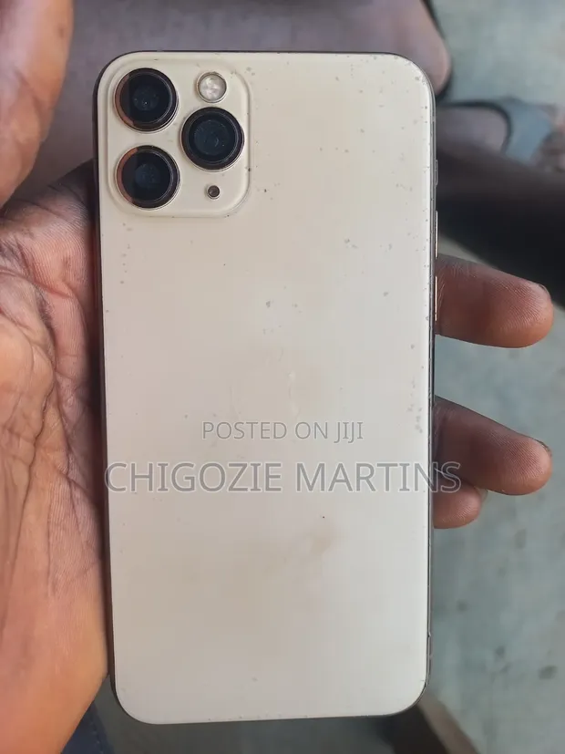 Apple iPhone 11 Pro 256GB Gold - 1