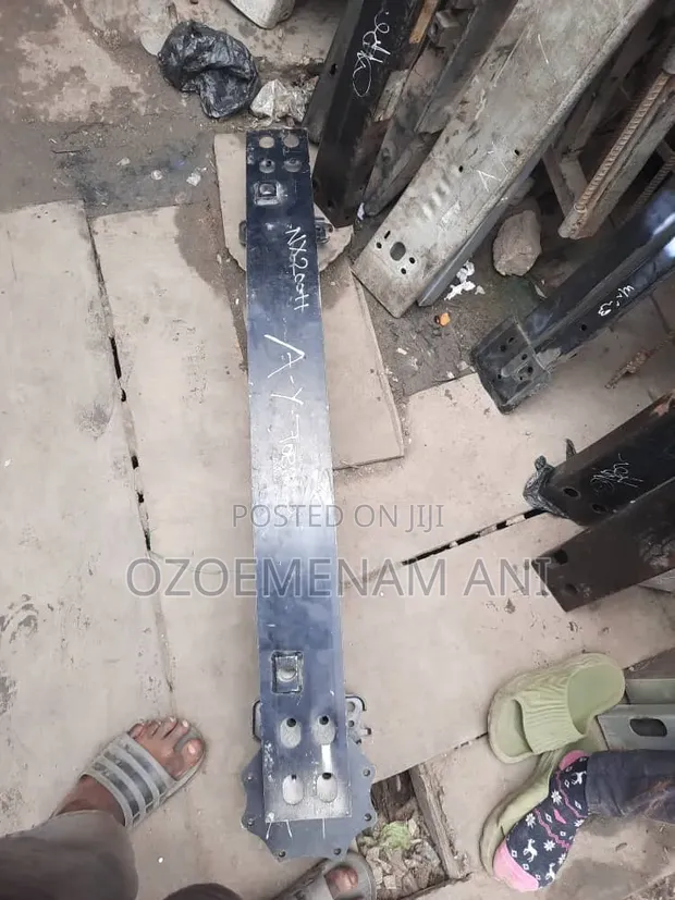 Lexus NX 200 Front Bumper Beam (2015) - 1