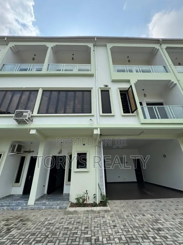 4 Bedroom Townhouse/Terrace in Old Ikoyi - 1