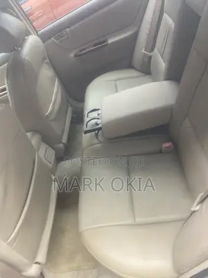 2005 Toyota Corolla Silver