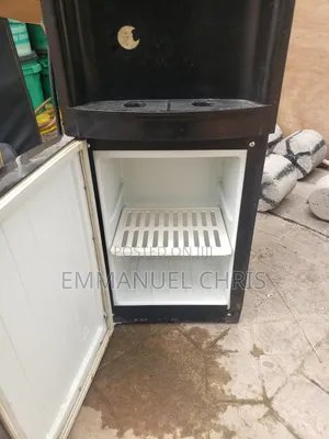 Polystar Water Dispenser - An Amfani, Akwai Matsala Kad'an