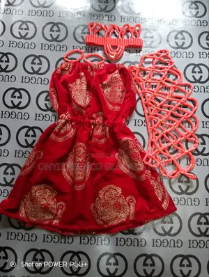 Kayan Gargajiya na Mata 'Yan Igbo Isi Agu masu Hoto na Zaki