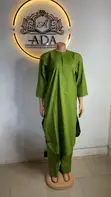 Elegant Green Two-Piece Set with Matching Trousers - 1