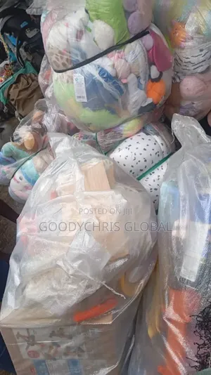 Bale of Toys and Teddy Bears Available