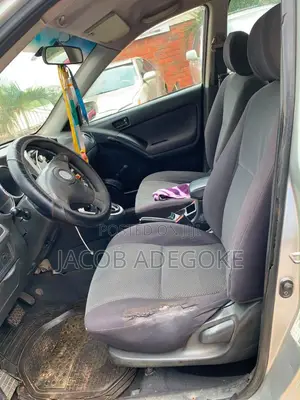 Toyota Matrix 2004