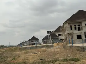 300sqm Estate Plot: 3 Bedroom Semi-Detached Duplex with BQ for Rent