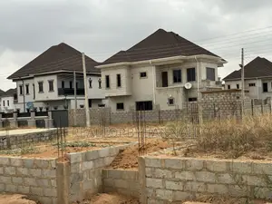 300sqm Estate Plot: 3 Bedroom Semi-Detached Duplex with BQ for Rent