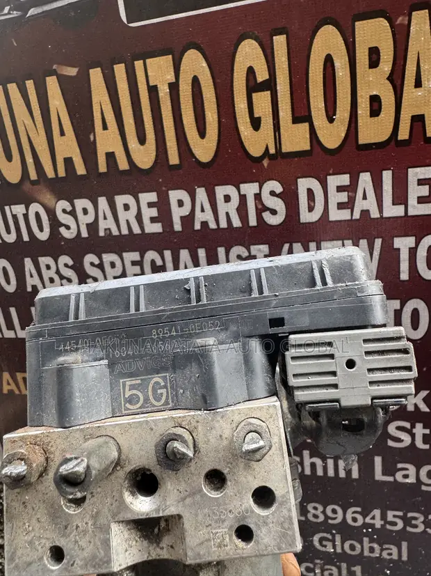 Lexus RX350 Tokunbo ABS Module 2013-2015 - 1