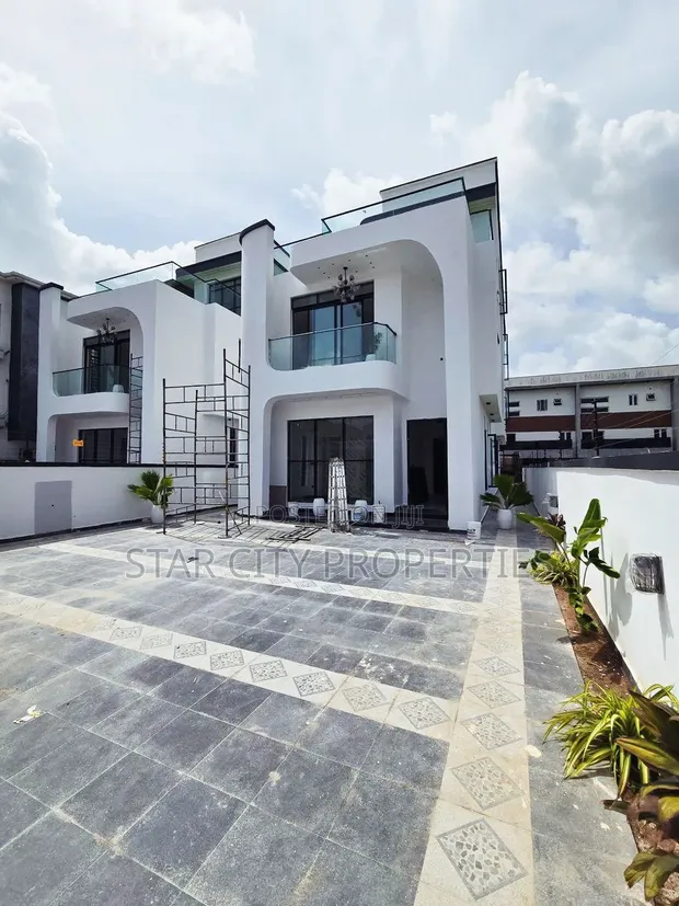 5 Bedroom Duplex da Pool a Ikate don Siyarwa - 1