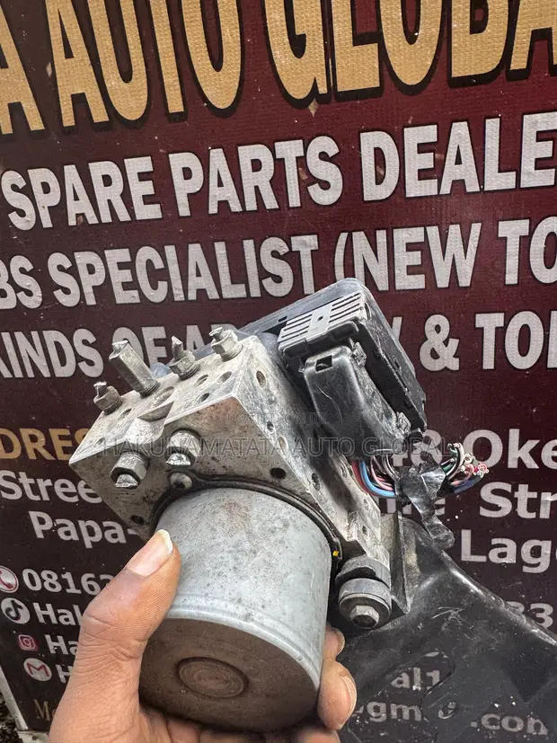 Lexus RX350 ABS Module (2013-2015) - 1