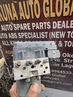 Lexus RX350 ABS Pump Module (2013-2015)