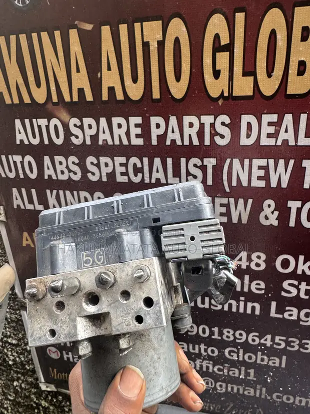 Lexus RX350 ABS Unit 2013-2015 - 1
