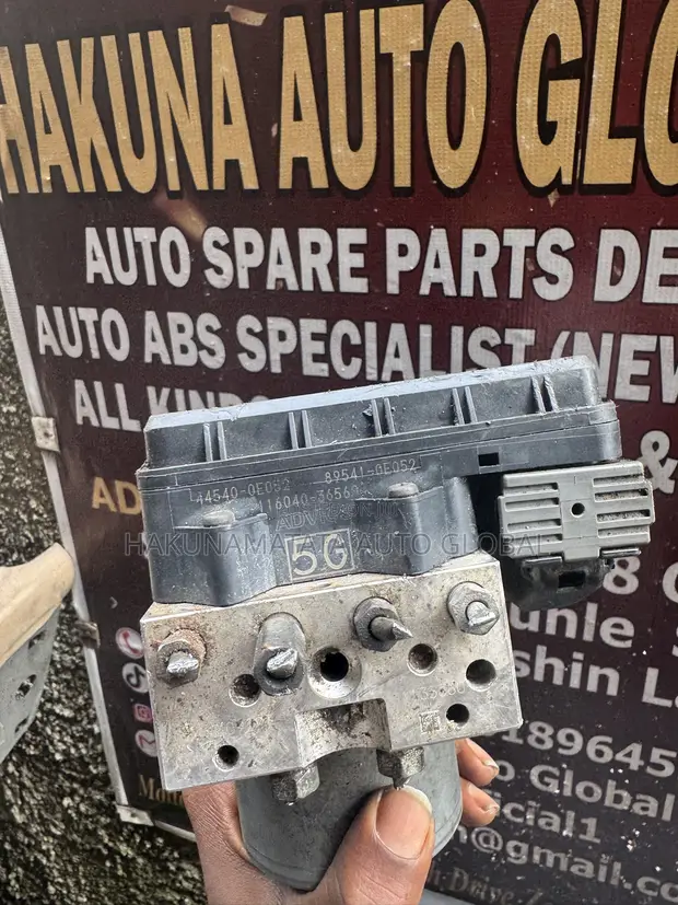 Lexus RX350 ABS Module (2013-2015) - 1