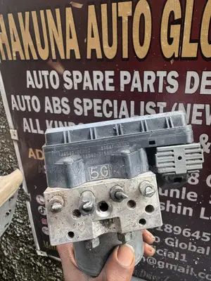 Lexus RX350 ABS Module (2013-2015)
