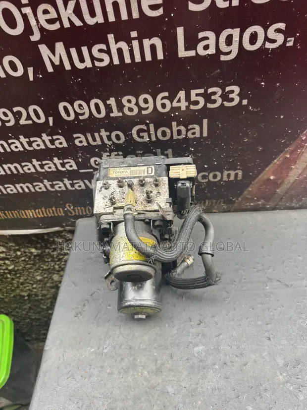 Lexus RX400h ABS Pump (2006-2008) - New & Tokunbo - 1