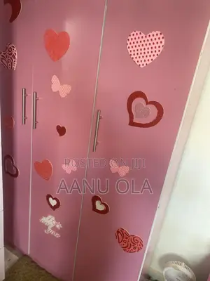 Wardrobe Mai Kofofi 3 Mai Kyau - Mai Fadi Da Karfi