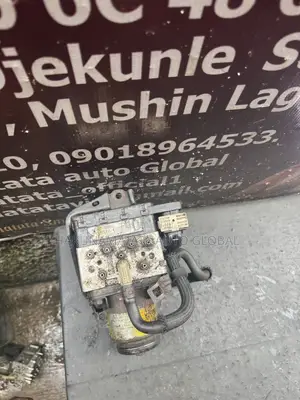 Lexus RX400h ABS Unit 2006-2008