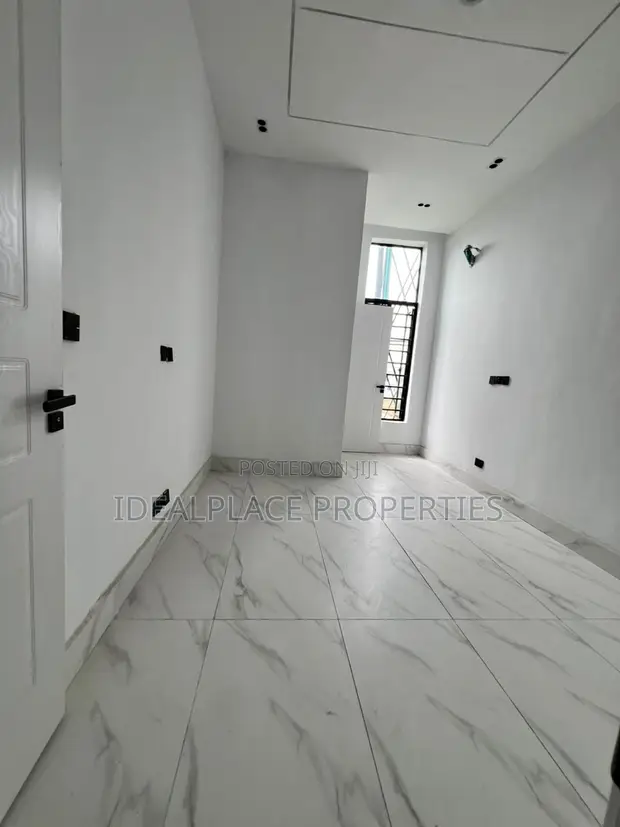 4 Bedroom Duplex for Sale in Ajah - 1