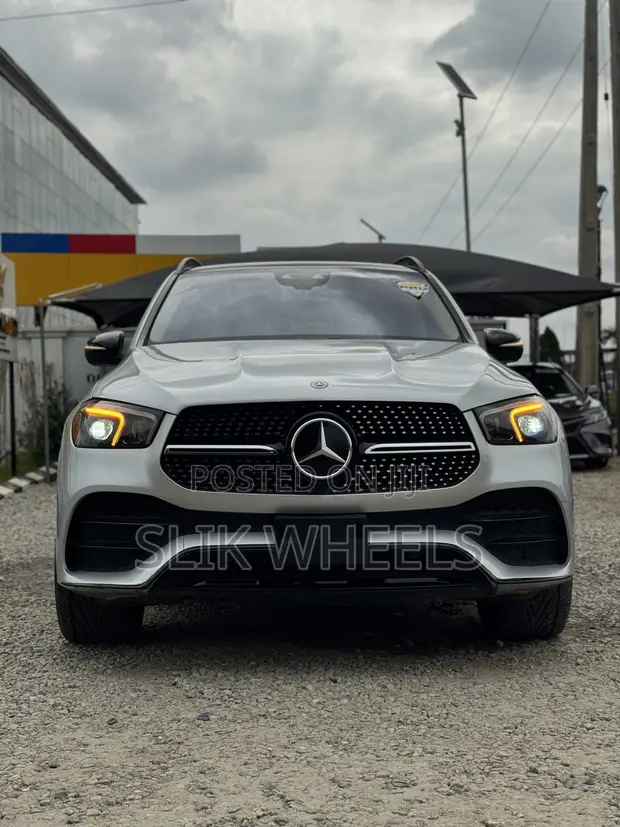 Mercedes-Benz GLE 450 4MATIC 2021 Silver - 1