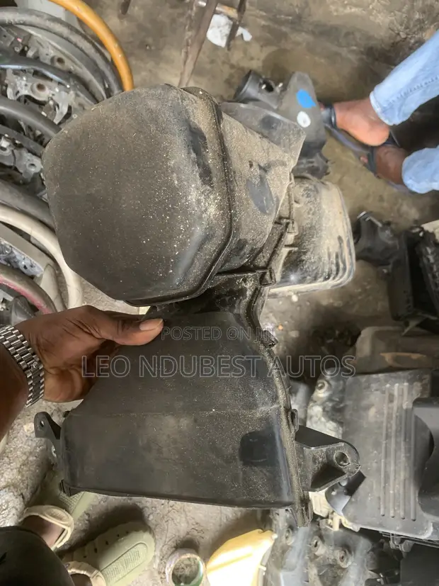 Lexus RX 350 Air Filter & Intake System (2018) - 1
